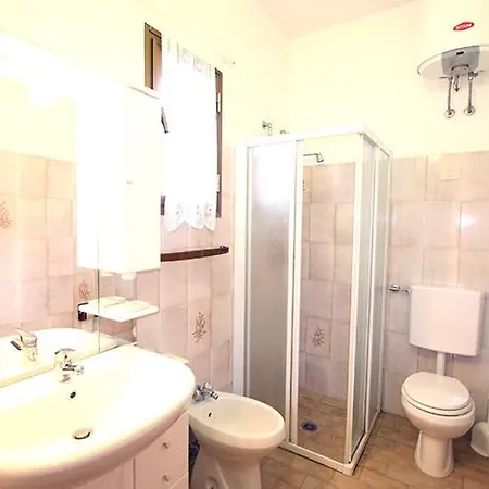 Soldanella Apartment Lacona